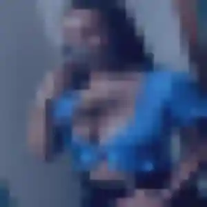 Charmante Anouk, 37 ans à Saint-Genest-Lerpt - découvrir son profil