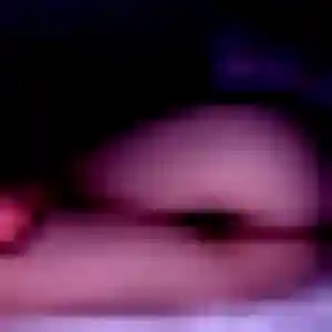 Geneve (41 ans) à Saint-Genis-Laval attend une rencontre maintenant