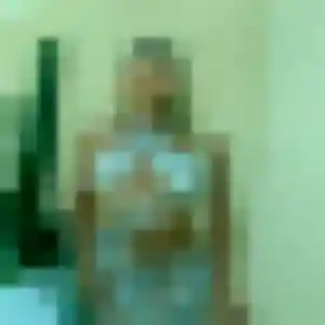 plan cul à Saint-Genis-les-Ollières : profil de Sandrine, 29 ans - accès libre