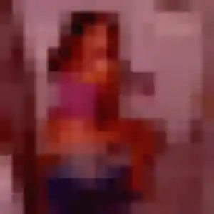 Fatima, 20 ans, disponible à Saint-Germain-en-Laye pour un plan cul