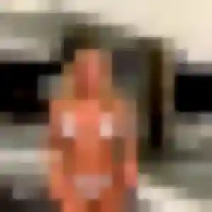 Photo privée de Axelle, 32 ans à Saint-Germain-lès-Corbeil - rencontre coquine