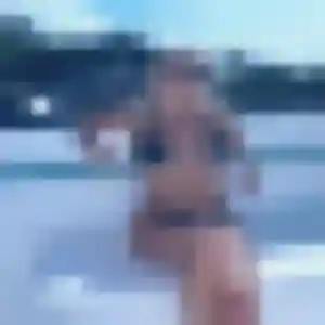 Louise (42 ans) à Saint-Girons attend une rencontre aujourd'hui