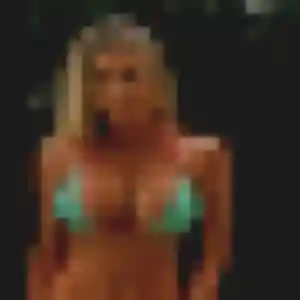 Kenza, 19 ans, cherche un plan cul à Saint-Jean-Bonnefonds