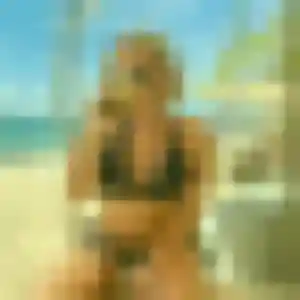 Vinciane (33 ans) à Saint-Jean-Bonnefonds attend une rencontre ce soir