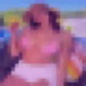 Laura, fille de 26 ans propose plan cul à Saint-Jean-de-Braye