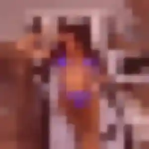 Kenza de Saint-Leu, 24 ans - plan cul discret