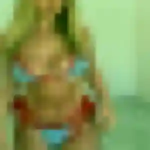 Contacte Clementine, 33 ans à Saint-Maixent-l'École en privé