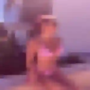 plan cul à Saint-Mars-du-Désert : photo de Honorine, 36 ans - accès libre