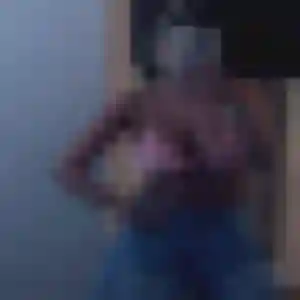 Sara (31 ans) à Saint-Pée-sur-Nivelle attend une rencontre rapidement