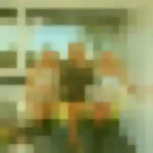 Apolline, 22 ans, en ligne à Saint-Pierre-du-Mont pour une rencontre coquine