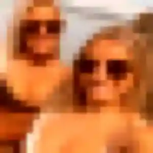 Suzanne de Saint-Pierre-du-Mont, 21 ans - plan cul en toute liberté