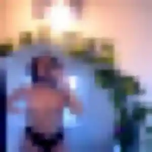 Marie-Laure (26 ans) à Saint-Pierre-du-Perray propose un plan cul maintenant