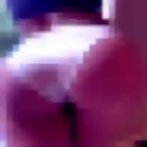 Charmante Natacha, 22 ans à Saint-Victoret - voir sa photo