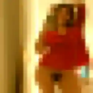 Martine (19 ans) à Sainte-Maxime attend un plan cul aujourd'hui