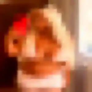 Photo sexy de Zoe, 25 ans à Sainte-Rose - plan discret