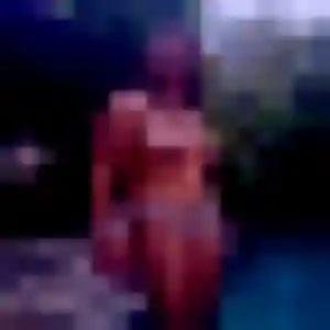 Emmanuelle, 40 ans, disponible à Sceaux pour un plan cul