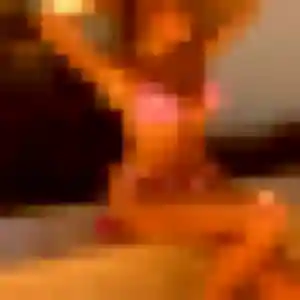 Photo de Xaviere à Sceaux (34 ans) - plan cul sans inscription