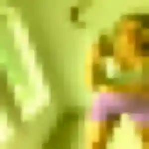 Charmante Adeline, 19 ans à Solliès-Toucas - découvrir son profil