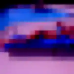 Charmante Louise, 23 ans à Suresnes - voir sa photo