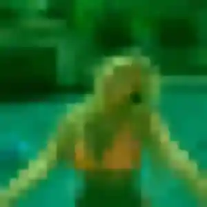 Augustine, 33 ans, en ligne à Téteghem-Coudekerque-Village pour une rencontre coquine