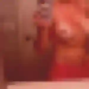 Lily (34 ans) à Tonnay-Charente attend une rencontre rapidement