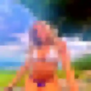 Découvre Capucine, 34 ans à Toulouges gratuitement