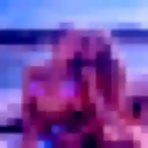 Lily (20 ans) à Tresses cherche une rencontre ce soir