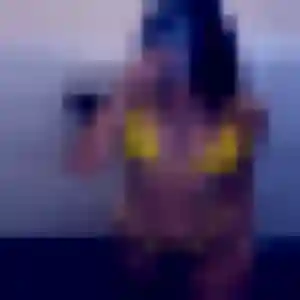 Germaine, 23 ans, dispo pour plan cul à Trets