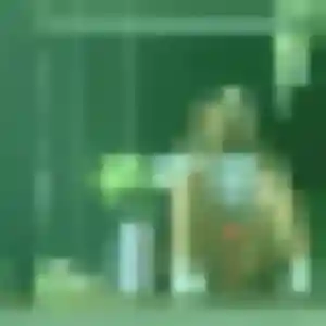 Elsa de Valognes, 32 ans - plan cul sans prise de tête