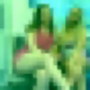 Anne-Laure, fille de 35 ans veut plan cul à Vaux-sur-Seine