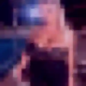 Zelda, 24 ans, en ligne à Vierzon pour une rencontre coquine