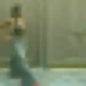 Ulrike (31 ans) à Ville-d'Avray propose une rencontre ce soir