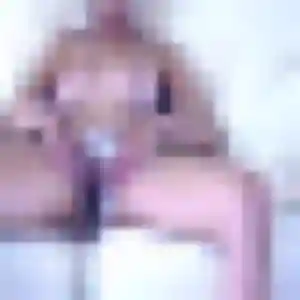 Contacte Frederique, 30 ans à Villeneuve-d'Ascq en privé