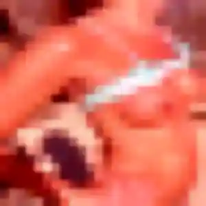 Rejoins Eliane, 25 ans à Villeneuve-le-Roi gratuitement