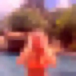 Sabrina de Villeneuve-Tolosane, 26 ans - plan cul discret