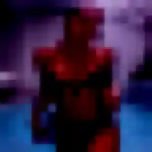 Ilona, 27 ans, en ligne à Villepreux pour un plan cul