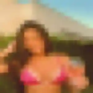 Solene, 27 ans, connectée à Villepreux pour un plan cul