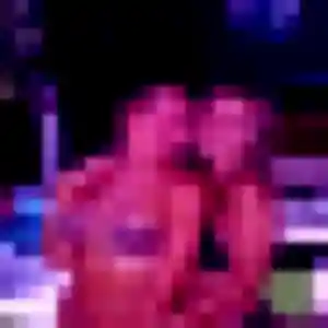 Chloe de Viry, 21 ans - plan cul discret