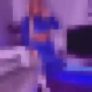 Rencontre Blanche, 22 ans à Vitry-le-François en t'inscrivant