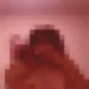 Rejoins Aisha, 19 ans à Vizille en privé