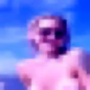 Celia, 19 ans, en ligne à Voiron pour un plan cul