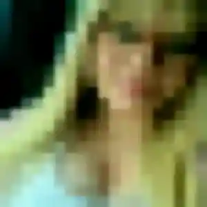 Laura, 20 ans, dispo pour plan cul à Wasselonne